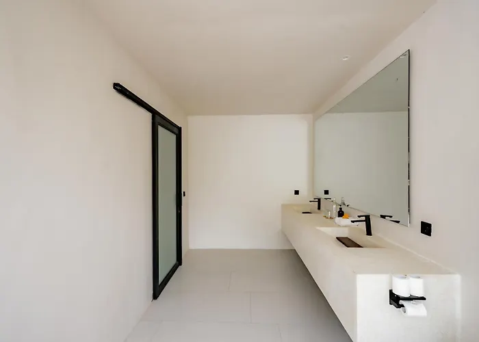 Airies Zen 3br Luxury 10m Pool - Villa